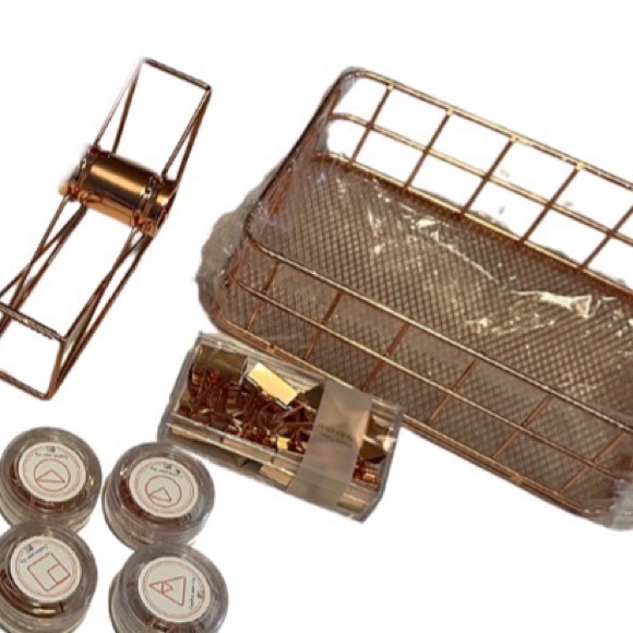 New in Box Rose Gold Desk Accessories Kit 5 PC - Picture 5 of 5